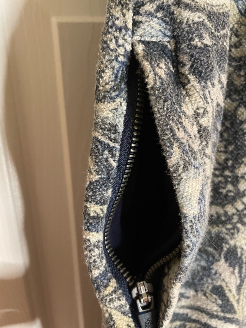 Free People Movement Floral-Print Jogger Sweatpants in Charcoal & Cream Size Med - Picture 5 of 8